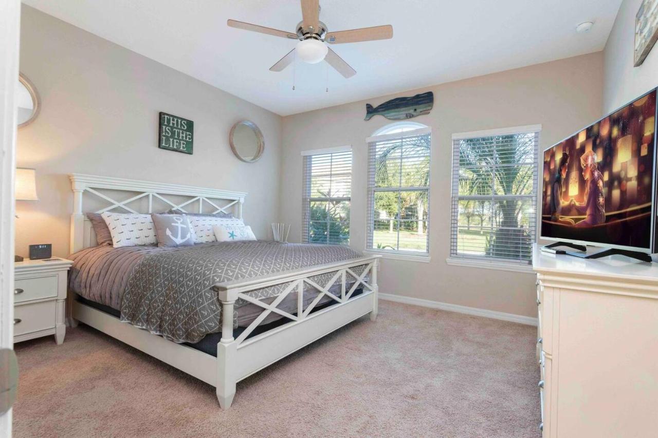 Luxury Family 4 Bedroom With 3 King Beds & Pool Villa *