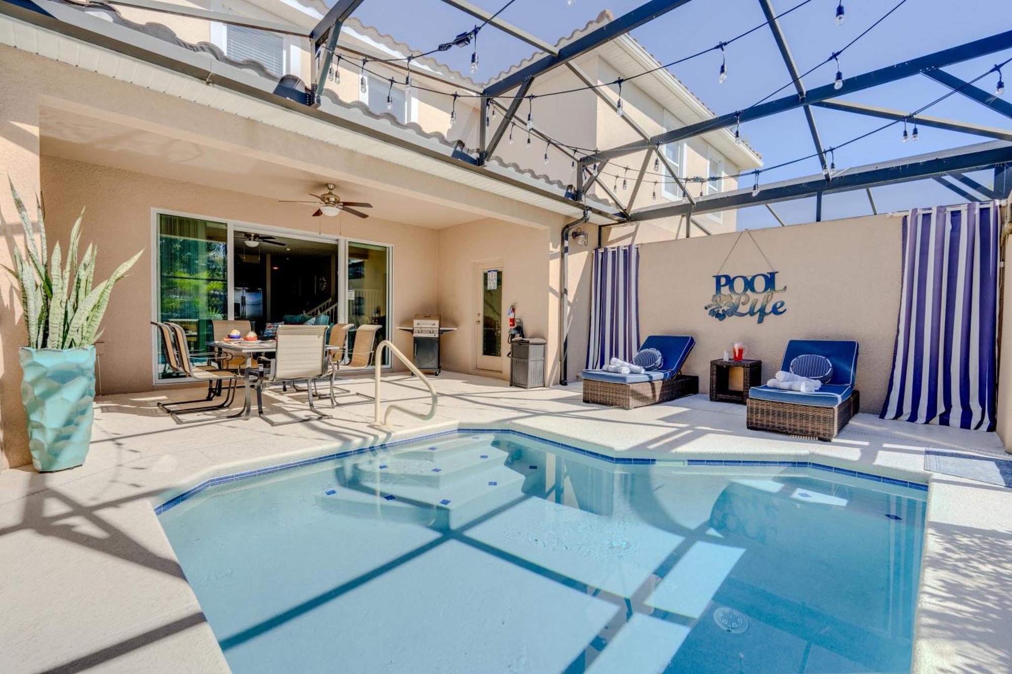 Villa Luxury Family 4 Bedroom With 3 King Beds & Pool *