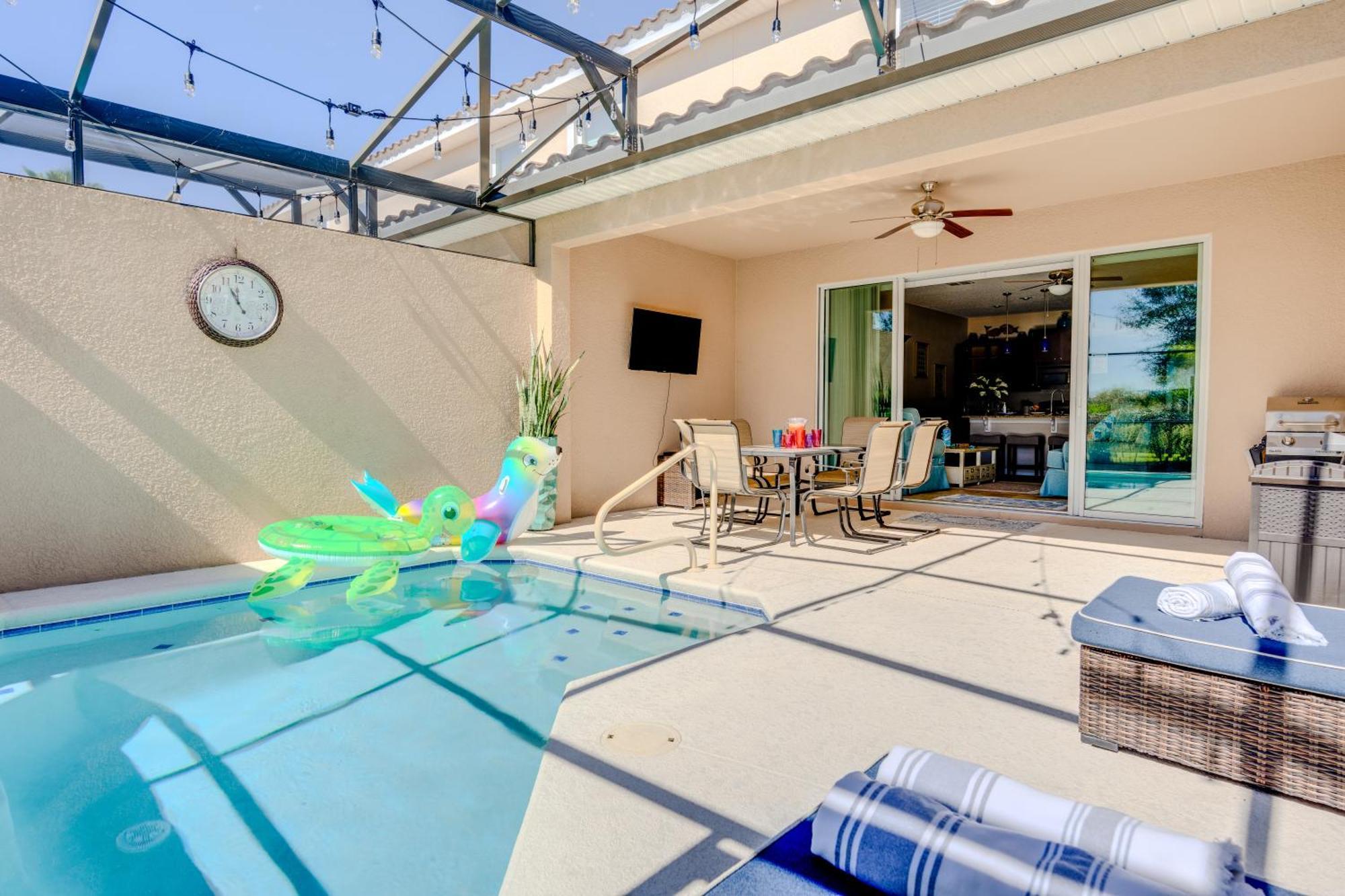 Villa Luxury Family 4 Bedroom With 3 King Beds & Pool