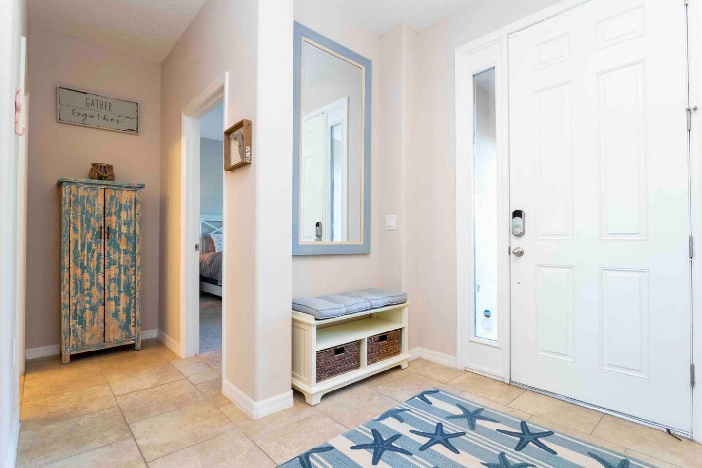 Villa Luxury Family 4 Bedroom With 3 King Beds & Pool *